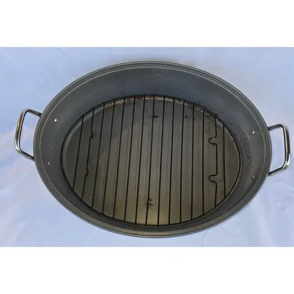 Tools of the Trade Dome Roaster 17" x 14" x 13" - Picture 2 of 16